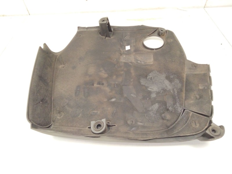 Recambio de tapa motor para audi q5 (8rb) 2.0 tdi quattro referencia OEM IAM 03L103925  