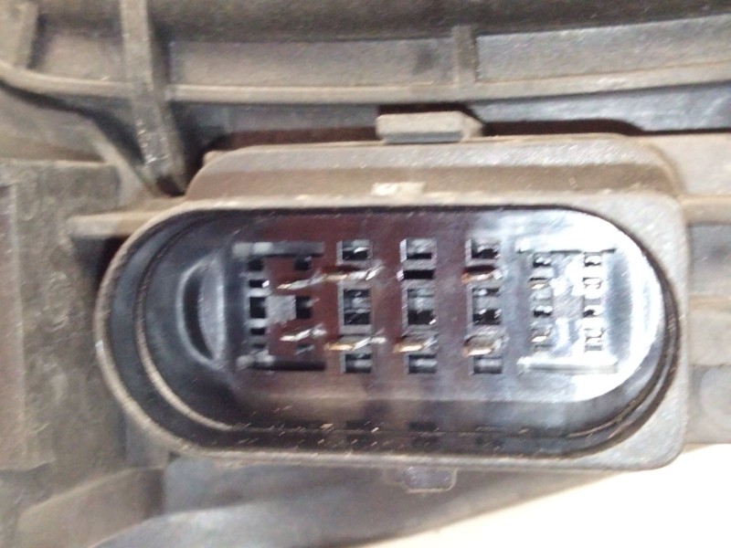 Recambio de faro izquierdo para audi q5 (8rb) 2.0 tdi quattro referencia OEM IAM 8R0998029  