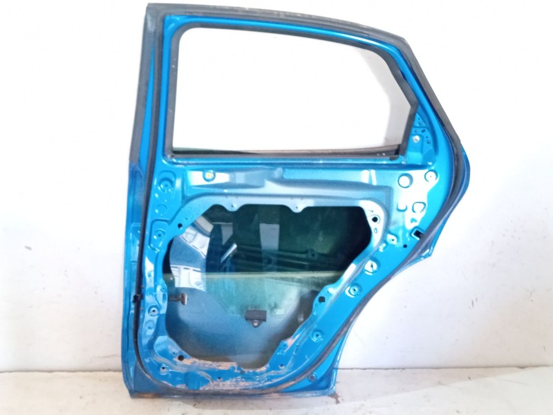 Recambio de puerta trasera derecha para kia xceed (cd) 1.0 t-gdi referencia OEM IAM   