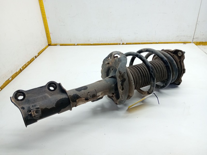 Recambio de amortiguador delantero derecho para kia xceed (cd) 1.0 t-gdi referencia OEM IAM 54661J7RA0  
