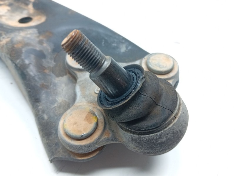 Recambio de brazo suspension superior delantero derecho para kia xceed (cd) 1.0 t-gdi referencia OEM IAM 54501G4AA0  