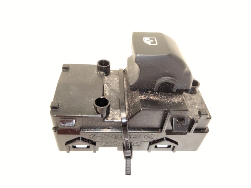 Recambio de mando elevalunas trasero derecho para kia xceed (cd) 1.0 t-gdi referencia OEM IAM 93590J7050  