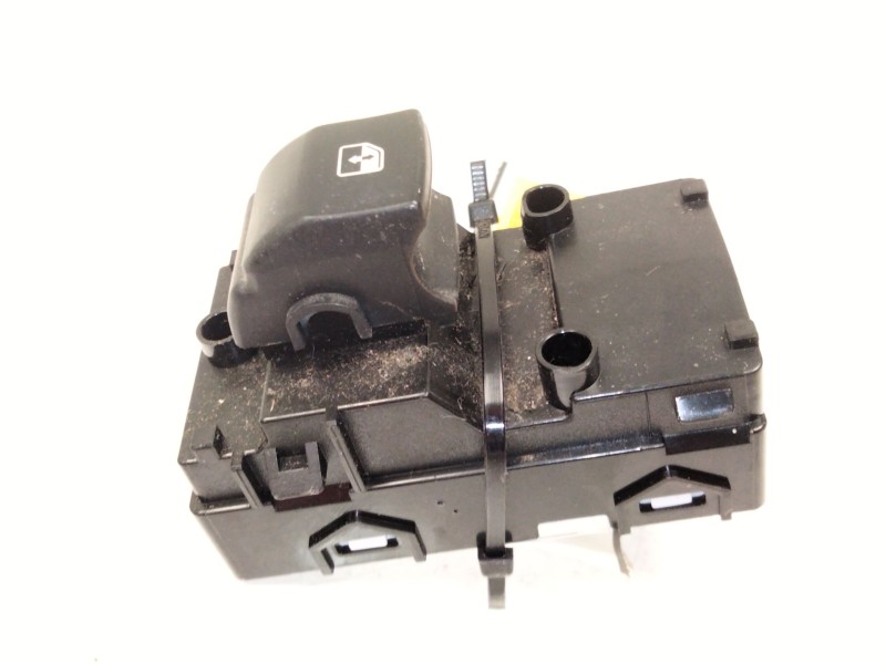 Recambio de mando elevalunas trasero izquierdo para kia xceed (cd) 1.0 t-gdi referencia OEM IAM 93580J7050  