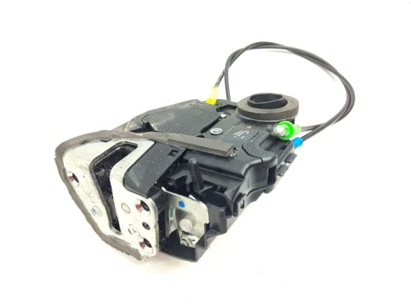 Recambio de cerradura puerta trasera izquierda para toyota auris referencia OEM IAM   