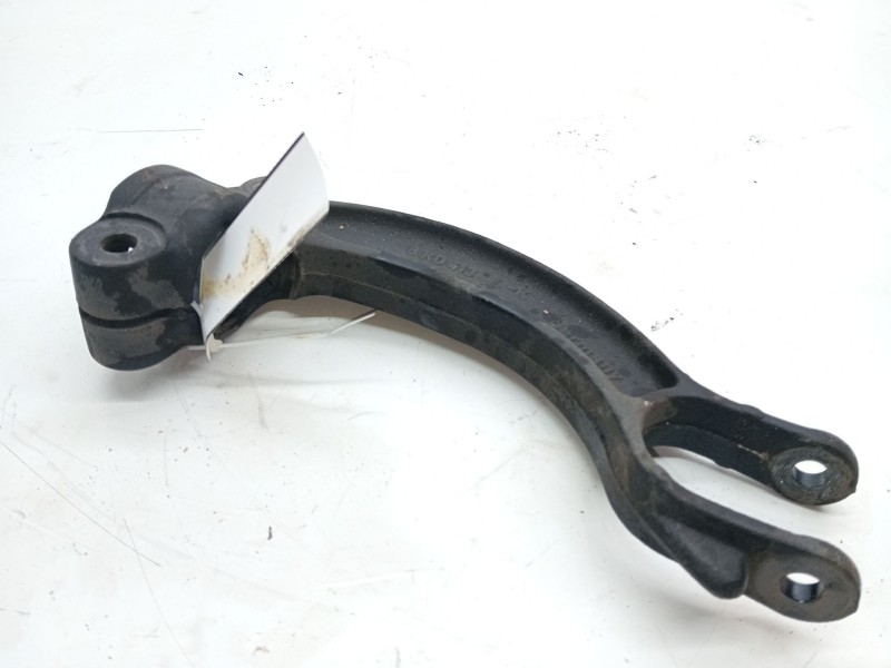 Recambio de brazo suspension inferior delantero izquierdo para audi q5 (8rb) 2.0 tdi quattro referencia OEM IAM 8K0413  