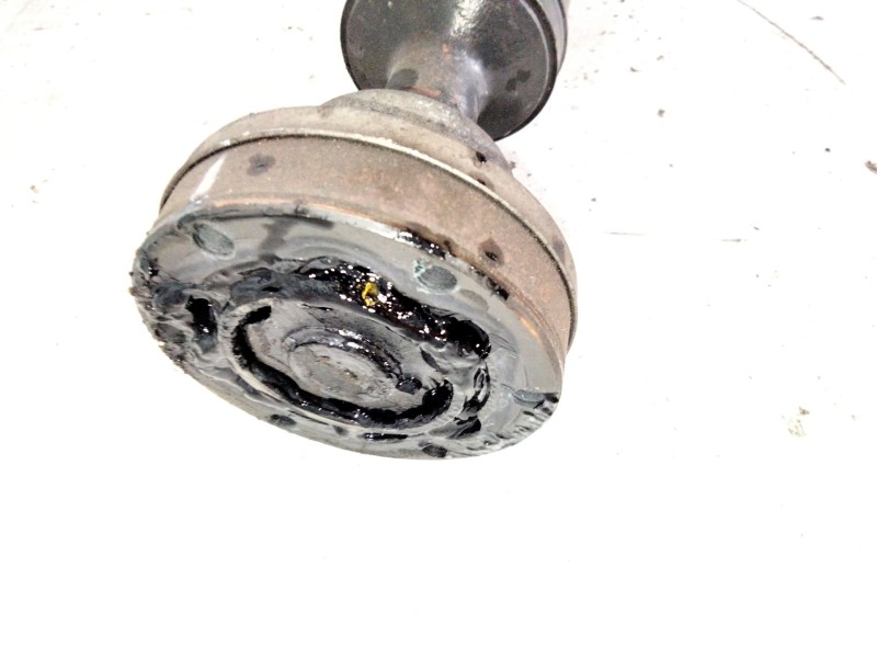 Recambio de cardan trasero para audi q5 (8rb) 2.0 tdi quattro referencia OEM IAM 8R0521101  