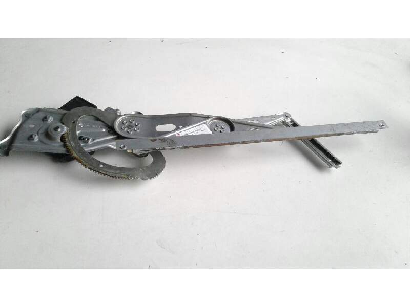 Recambio de elevalunas delantero derecho para renault scenic iii 1.4 tce referencia OEM IAM   