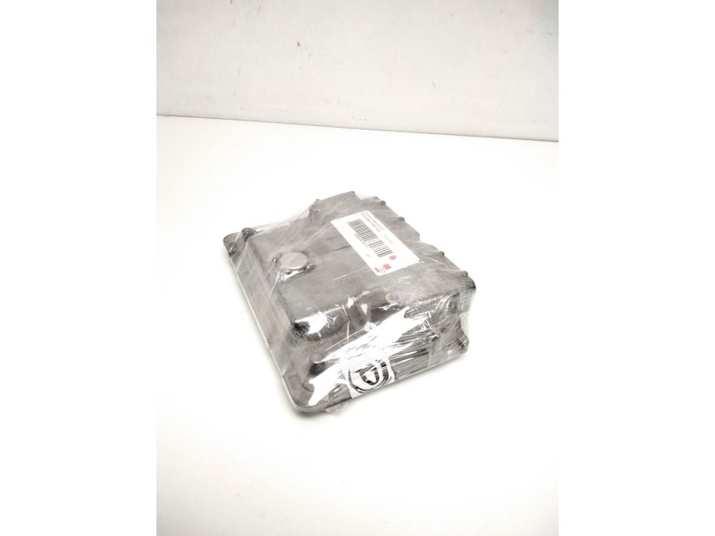 Recambio de centralita motor uce para skoda fabia combi active referencia OEM IAM 03E906019AE 5WA11018 