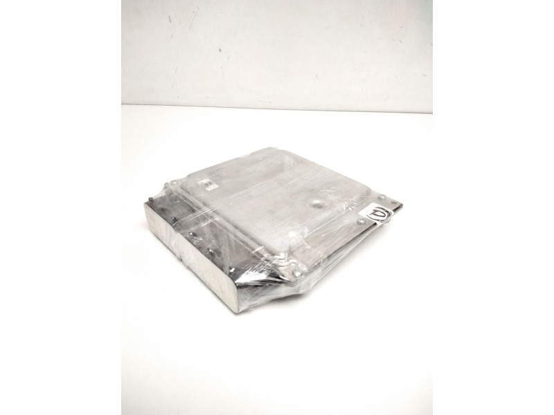 Recambio de centralita motor uce para bmw serie 1 berlina (e81/e87) referencia OEM IAM 0281013537 DDE7807828 030010133