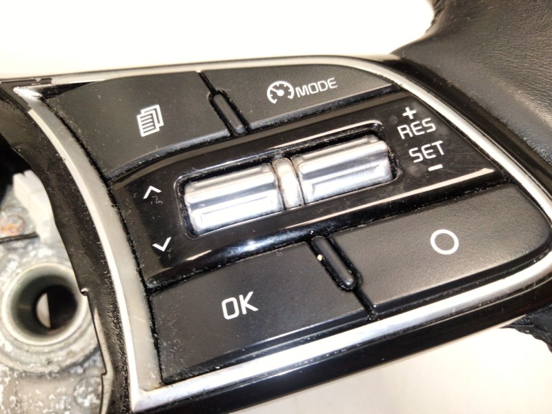 Recambio de volante para kia xceed (cd) 1.0 t-gdi referencia OEM IAM   