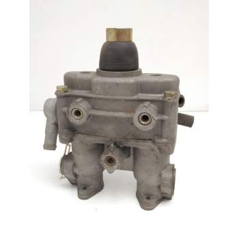 Recambio de centralita valvulas freno para iveco eurocargo 150 e 18 referencia OEM IAM DX26  MAGNETI MARELLI