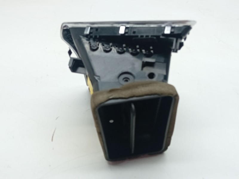 Recambio de aireador derecho para audi q5 (8rb) 2.0 tdi quattro referencia OEM IAM 8R1820902G  