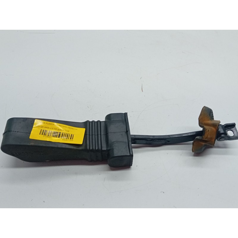 Recambio de tope de puerta delantera derecha para audi q5 (8rb) 2.0 tdi quattro referencia OEM IAM 8R0837267C  