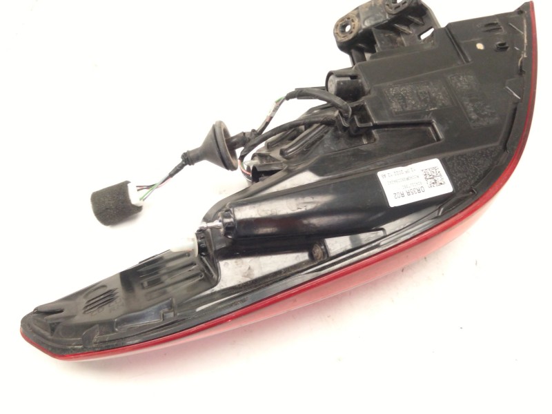 Recambio de piloto trasero derecho para kia xceed (cd) 1.0 t-gdi referencia OEM IAM   