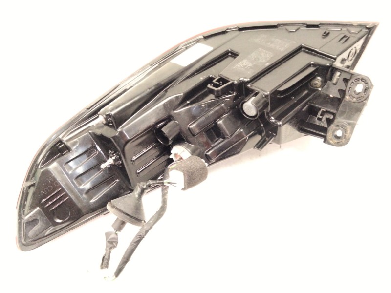 Recambio de piloto trasero izquierdo para kia xceed (cd) 1.0 t-gdi referencia OEM IAM   