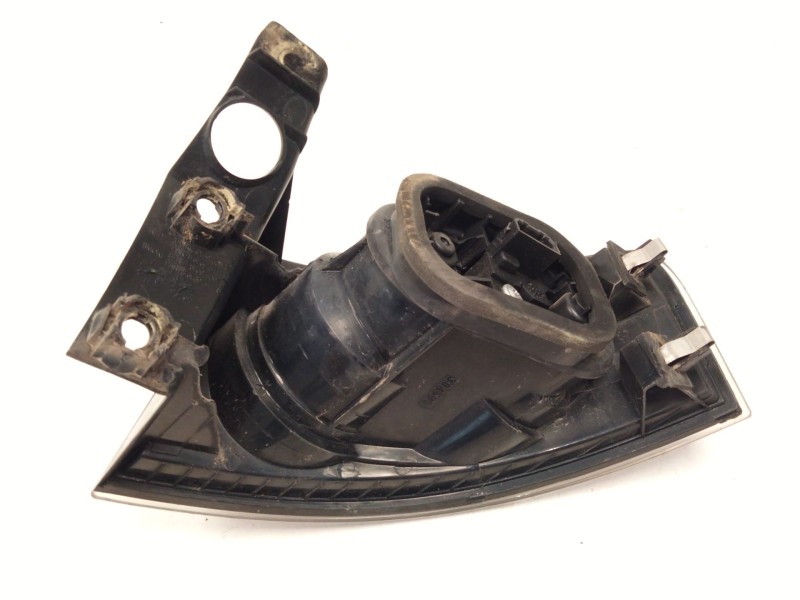 Recambio de piloto trasero izquierdo para seat ibiza iii (6l1) 1.9 tdi referencia OEM IAM 6L6945111  