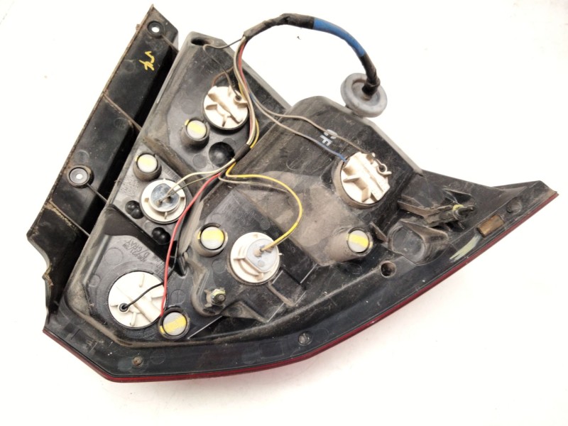 Recambio de piloto trasero derecho para chevrolet aveo / kalos hatchback (t200) 1.4 16v referencia OEM IAM   