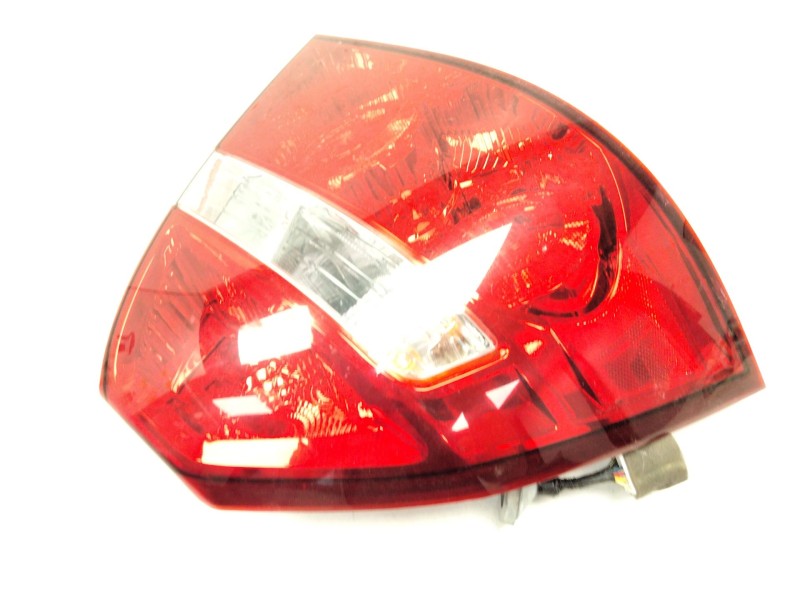 Recambio de piloto trasero izquierdo para chevrolet aveo / kalos hatchback (t200) 1.4 16v referencia OEM IAM   