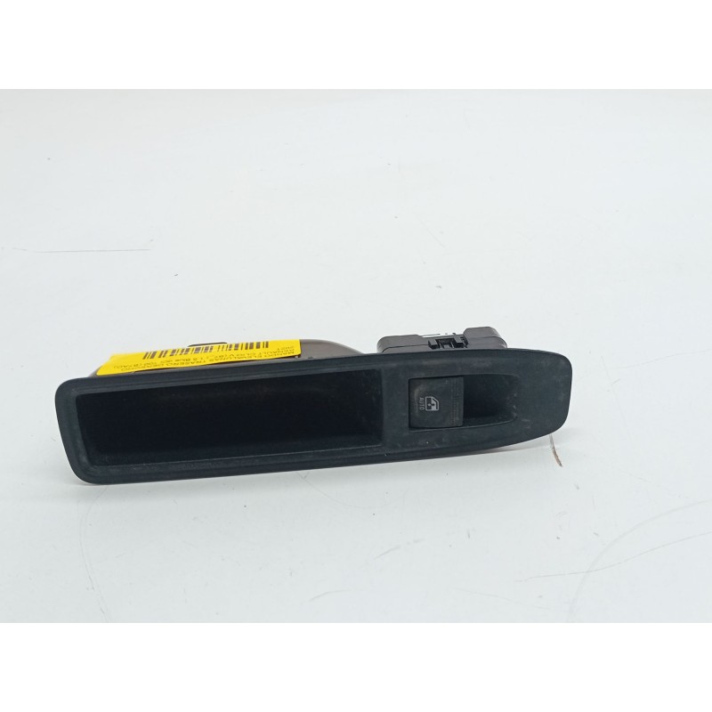 Recambio de mando elevalunas trasero derecho para renault clio v (b7_) 1.5 blue dci 100 (b7ad) referencia OEM IAM P254218388R  