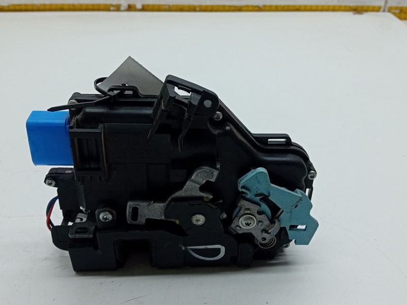 Recambio de cerradura puerta delantera derecha para skoda octavia berlina (1z3) elegance referencia OEM IAM 3D1837016AC  