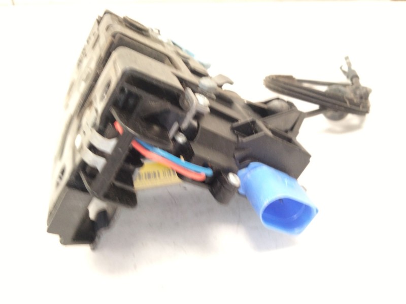 Recambio de cerradura puerta trasera izquierda para skoda octavia berlina (1z3) elegance referencia OEM IAM 7L0839015  