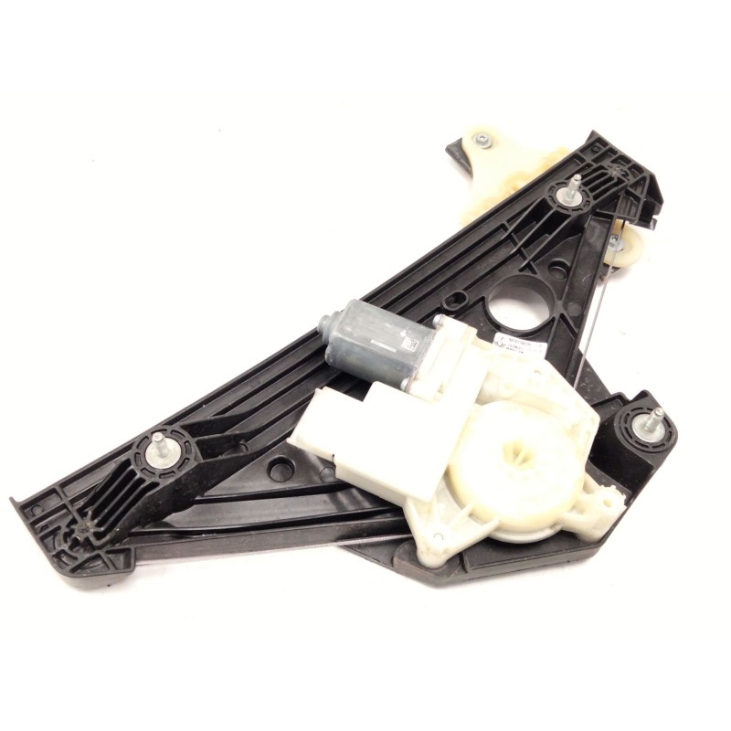 Recambio de elevalunas trasero izquierdo para renault clio v (b7_) 1.5 blue dci 100 (b7ad) referencia OEM IAM 82721783R  