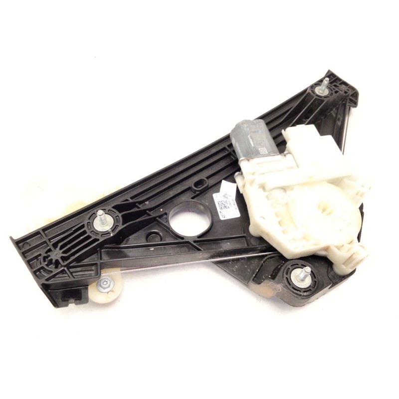 Recambio de elevalunas trasero derecho para renault clio v (b7_) 1.5 blue dci 100 (b7ad) referencia OEM IAM 827209773R  