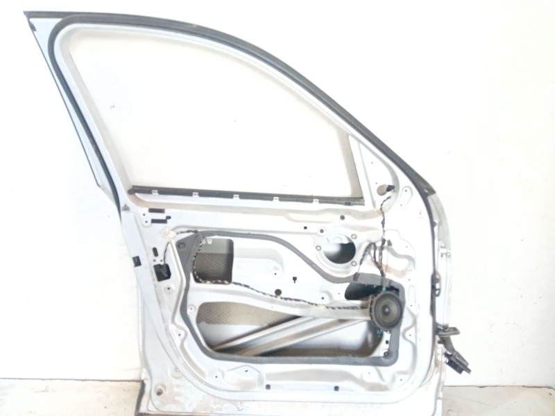 Recambio de puerta delantera izquierda para bmw x3 (e83) 2.0 d referencia OEM IAM   