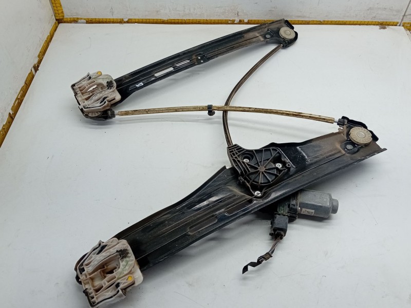 Recambio de elevalunas delantero derecho para bmw x3 (e83) 2.0 d referencia OEM IAM 7205852407  