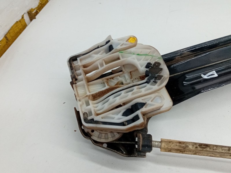 Recambio de elevalunas delantero derecho para bmw x3 (e83) 2.0 d referencia OEM IAM 7205852407  