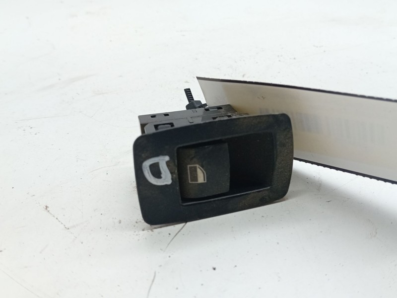 Recambio de mando elevalunas delantero derecho para bmw x3 (e83) 2.0 d referencia OEM IAM 920201902  