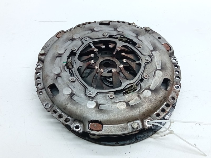 Recambio de kit embrague para seat altea (5p1) 1.9 tdi referencia OEM IAM 323064110  