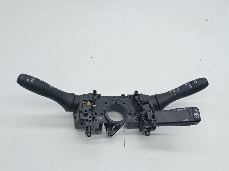 Recambio de mando intermitentes para renault clio v (b7_) 1.5 blue dci 100 (b7ad) referencia OEM IAM 255674797RA  