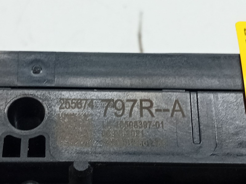 Recambio de mando intermitentes para renault clio v (b7_) 1.5 blue dci 100 (b7ad) referencia OEM IAM 255674797RA  