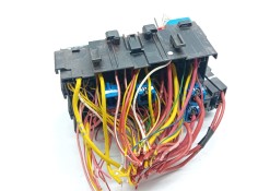 Recambio de caja fusibles para renault clio v (b7_) 1.5 blue dci 100 (b7ad) referencia OEM IAM 243805499R   2