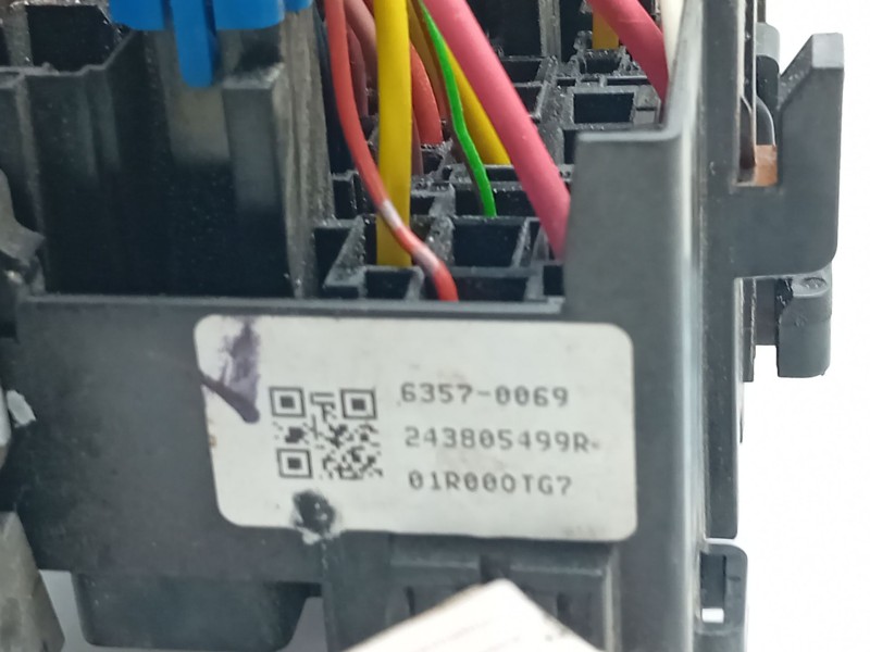 Recambio de caja fusibles para renault clio v (b7_) 1.5 blue dci 100 (b7ad) referencia OEM IAM 243805499R  