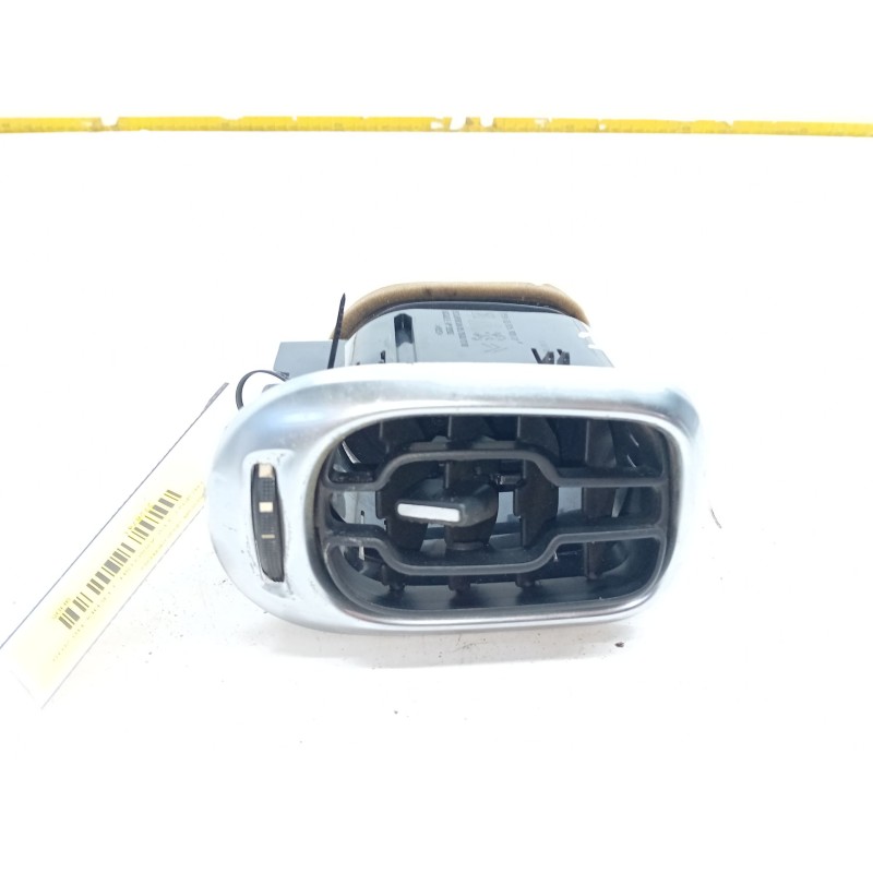 Recambio de aireador izquierdo para citroën c3 picasso (sh_) 1.6 hdi 110 referencia OEM IAM 9682570377  