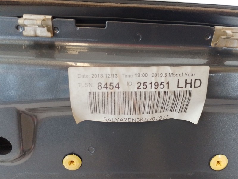 Recambio de puerta delantera izquierda para land rover range rover velar (l560) 2.0 d240 sd4 4x4 referencia OEM IAM   