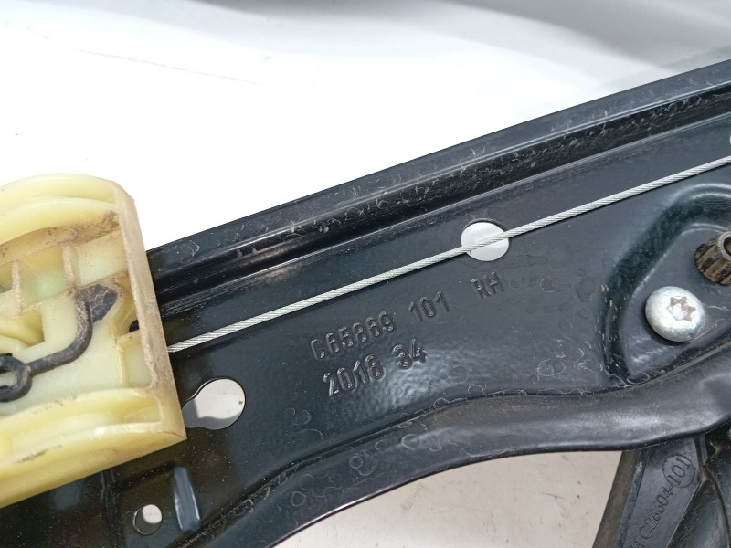 Recambio de elevalunas delantero derecho para land rover range rover velar (l560) 2.0 d240 sd4 4x4 referencia OEM IAM J8A223200A