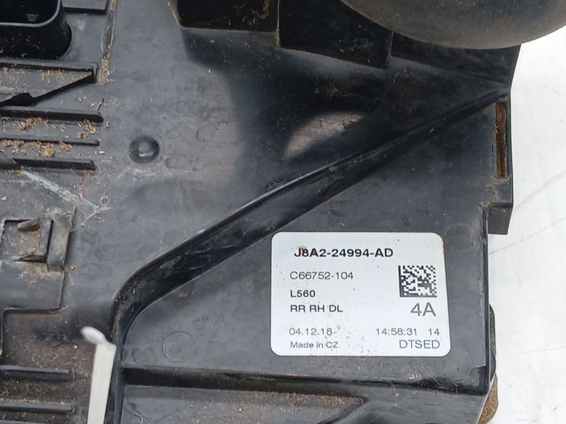 Recambio de cerradura puerta trasera derecha para land rover range rover velar (l560) 2.0 d240 sd4 4x4 referencia OEM IAM J8A224