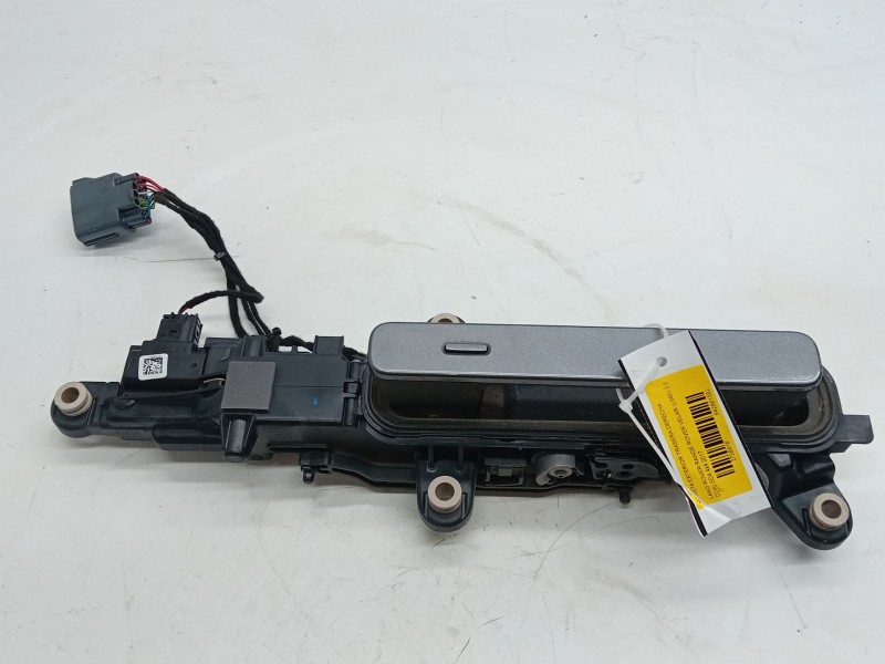 Recambio de maneta exterior trasera derecha para land rover range rover velar (l560) 2.0 d240 sd4 4x4 referencia OEM IAM J8A2260