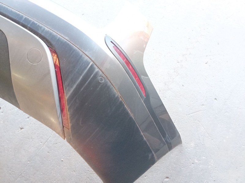 Recambio de paragolpes trasero para land rover range rover velar (l560) 2.0 d240 sd4 4x4 referencia OEM IAM   