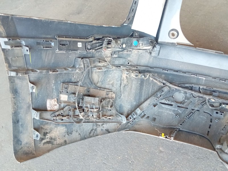 Recambio de paragolpes trasero para land rover range rover velar (l560) 2.0 d240 sd4 4x4 referencia OEM IAM   