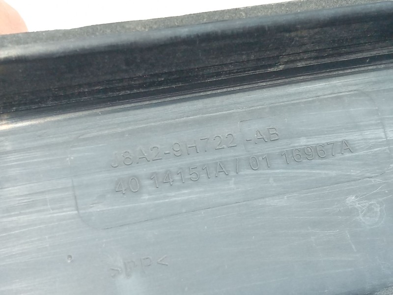 Recambio de toma aire para land rover range rover velar (l560) 2.0 d240 sd4 4x4 referencia OEM IAM J8A29H722  