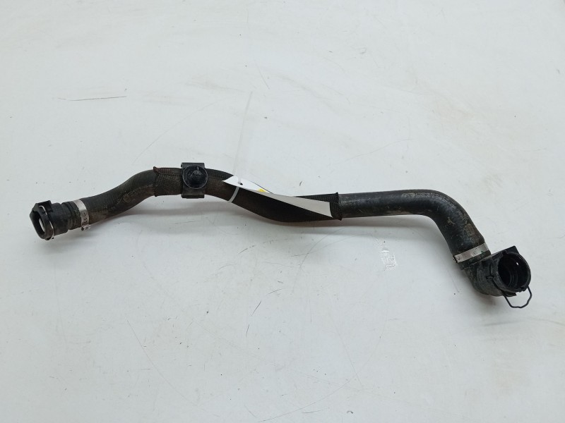 Recambio de tubo radiador para land rover range rover velar (l560) 2.0 d240 sd4 4x4 referencia OEM IAM HK838C424  