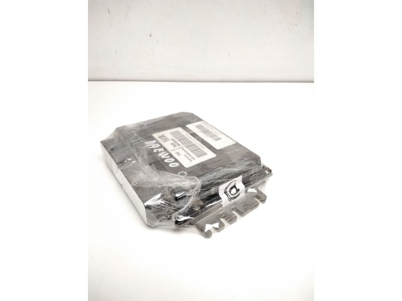 Recambio de centralita motor uce para daewoo kalos 1.2 se referencia OEM IAM 96376652 5WY1E07C 1E07C152480252