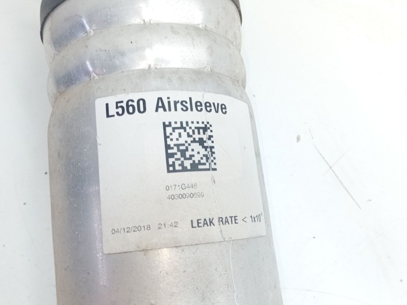 Recambio de amortiguador delantero izquierdo para land rover range rover velar (l560) 2.0 d240 sd4 4x4 referencia OEM IAM J8A218
