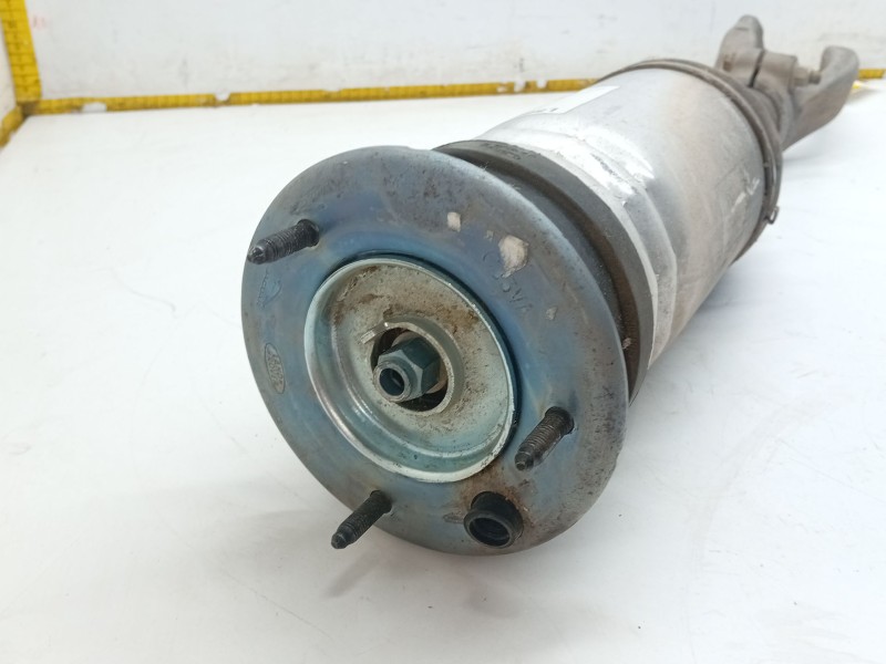 Recambio de amortiguador delantero derecho para land rover range rover velar (l560) 2.0 d240 sd4 4x4 referencia OEM IAM J8A21804