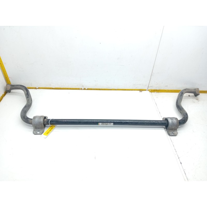 Recambio de barra estabilizadora delantera para land rover range rover velar (l560) 2.0 d240 sd4 4x4 referencia OEM IAM J8A25482