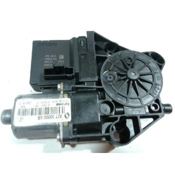 Recambio de motor elevalunas trasero derecho para renault scenic iii 1.4 tce referencia OEM IAM   